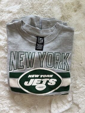 NFL New York Jets Gray Waffle Knit Long Sleeve Tee with Green and White Logo